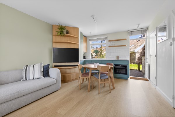 Medium property photo - Distelweg 60, 1031 HG Amsterdam